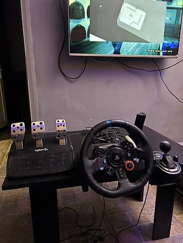 araba rolu: Logitech G29 sükan dəsti – sükan, 3 pedallı blok və ayrıca sürət qolu — 1