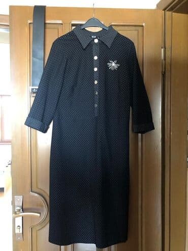 женские платья комбинация: Qara rəngli, xırda xallı midi don. - Yarımdairəvi geniş yaxalıq, yaxa — 1