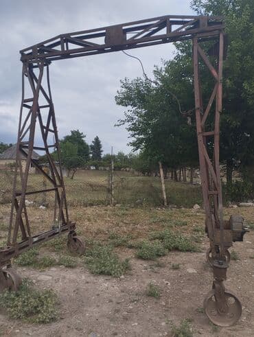 traktor t 25: Karofkası ideal. qoşqusu heyetdedi. biraz qaynaq işine ehtiyyac var — 3