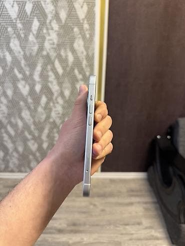 ayfon 6 ekran: IPhone 15, 128 GB, Ağ — 3