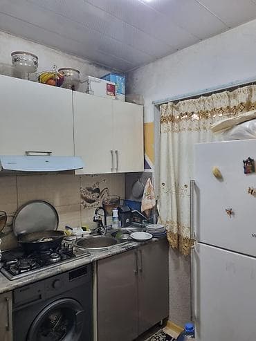 gencede 2 otaqli ev satilir: 2 otaqlı, 50 kv. m, Kredit yoxdur, Orta təmir — 6
