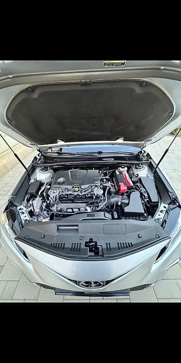 2107 teker: Toyota Camry: 2.5 l | 2021 il Sedan — 9