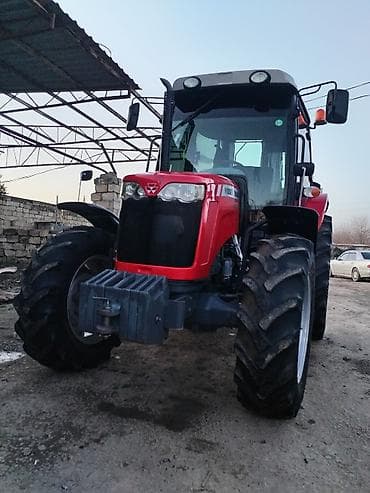 2107 arxa stoplar: Massey Ferguson traktor - Güclü ön ox və iri protektorlu təkərlər – — 4