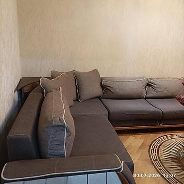 Künc divan dəsti - Forma: L-şəkilli, geniş oturacaqlı künc
