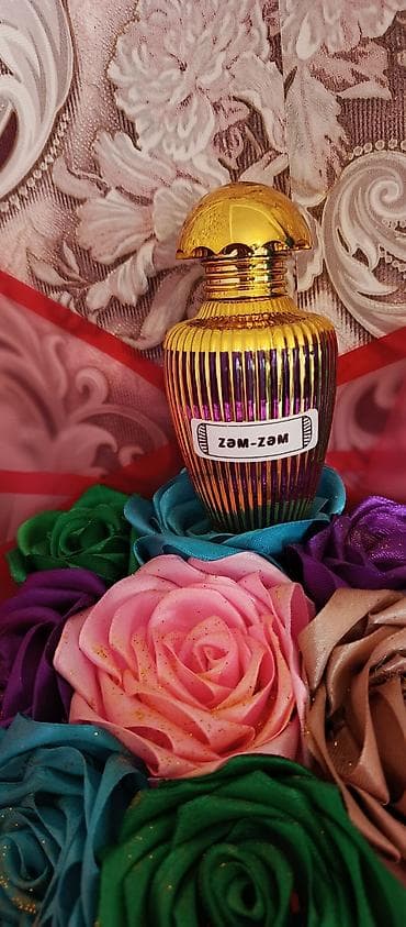 brend kişi ətirləri: Qoxusu gunlerle Qalici Etrlerdi Maqazin Baxlanib deye ucuz satilir — 1