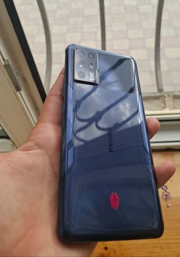 gizli mikrofon: REDMAGIC smartfon Xüsusiyyətlər və üstünlüklər: - Oyun yönümlü dizayn — 8