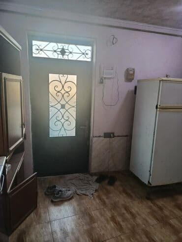 2 otaq: 2 otaqlı ev – mətbəx mebeli və texnika ilə - Plan: ayrıca mətbəx, iki — 2