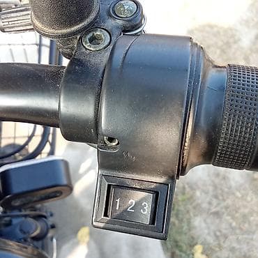 06 fara: Elektrik skuter – yüngül, şəhərdaxili gediş-gəliş üçün ideal — 6