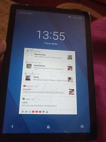 Apple iPad: Oteeto planşet - Marka/model: Oteeto (arxa qapaqda loqo və FCC CE — 1