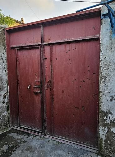 Seyf qapı 2.30 en 2.30 uzun kohne materialdi wvellerdendi mohkkem
