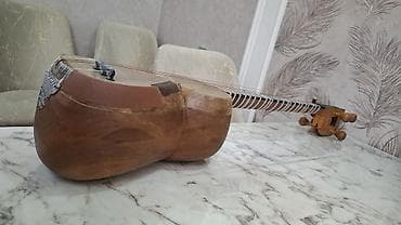 tar instrument: Tar – Azərbaycan muğamı və xalq musiqisi üçün klassik simli çalğı — 1