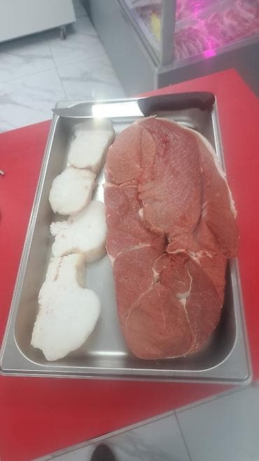 Ət məhsulları: Qoyun və mal ətinin bütöv karkas və müxtəlif kəsimləri Təklif olunan — 3