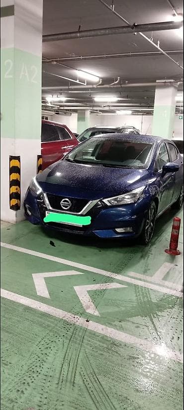Nissan sedan – mavi rəng, şəhər üçün ideal kompakt ölçülü, müasir lalafo.az -da Nissan sedan – mavi rəng, şəhər üçün ideal kompakt ölçülü, müasir