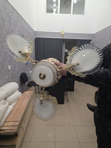 tabaka tava: Çılçıraq, 3 lampa, Metal — 1