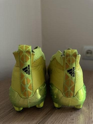 Butslar: Butslar Adidas, Ölçü: 42, İşlənmiş — 5