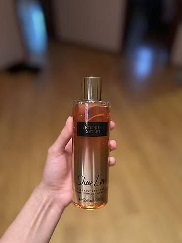 Victoria’s Secret bədən baxımı dəsti Məhsullar: - Aqua Kiss Fragrance — 4