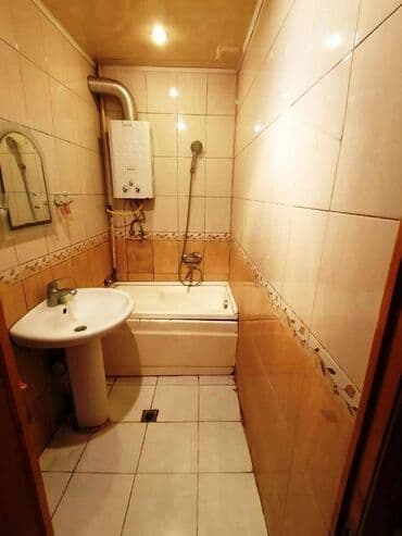 9 ci mikrorayon satilan evler: Bakı, 3 otaqlı, Köhnə tikili, 85 kv. m — 6