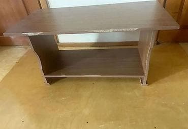 Masaüstü rəfli çay masası - Material: laminat örtüklü DSP/taxta