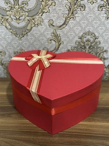 hediyelikler: Hədiyyə qutusu, rəng - Qırmızı — 1