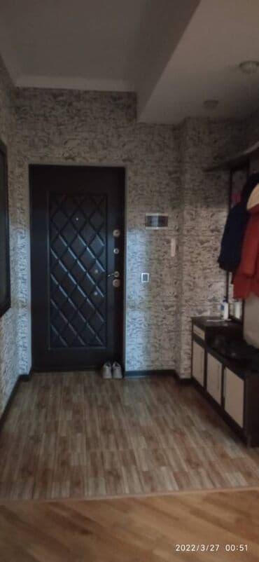 9 ci mikrorayon satilan evler: 3 otaqlı, Yeni tikili, 94 kv. m — 2