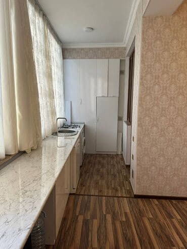 kirayə ev ayliq: Nərimanov rayonu,Nərimanov parkının yanıında.16 mərtəbənin,14-cü — 3