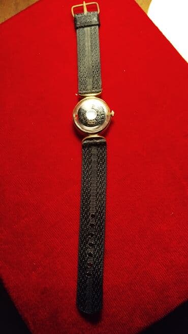 qizil onluq qiymeti: Saat işləyir — 1