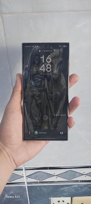 samsung tab s9 fe: Samsung Galaxy S24 Ultra, rəng - Gümüşü, Qırıq — 2