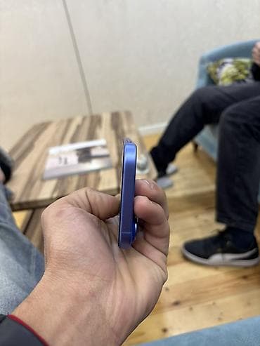 iphone 10: IPhone 16, Mavi, Face ID — 2