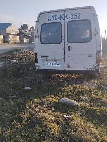 Продажа авто: Zapçast kimi satılır – yük mikroavtobusu (ağ rəng, yüksək tavan) — 3