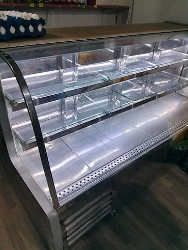 plesteysn 3: Soyuducu islek veziyyetdedir.Marka Titan — 1