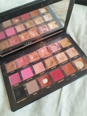 göz altı ləkələr: Göz kölgələri, Kryolan, Ünvandan götürmə — 20