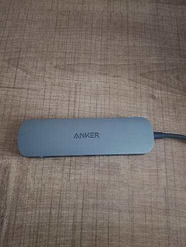 Anker USB-C çoxportlu hub Xüsusiyyətlər: - Giriş: USB-C (növbəti