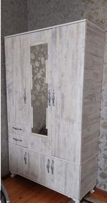 kiçik dolab: Yeni, Açılan, 3 qapılı Düz dolab, Qarderob, paltar dolabı, Azərbaycan — 4