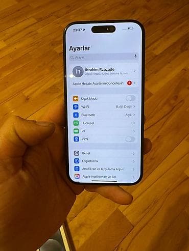 elektirik pilte: IPhone 15 Pro — 3