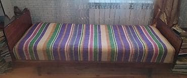 tek carpayllar: Bir neferlik krovat — 1