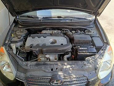 Avtomobil satışı: Hyundai Accent sedan – qara rəng - Kuzov: 4 qapılı sedan, qara rəng — 8
