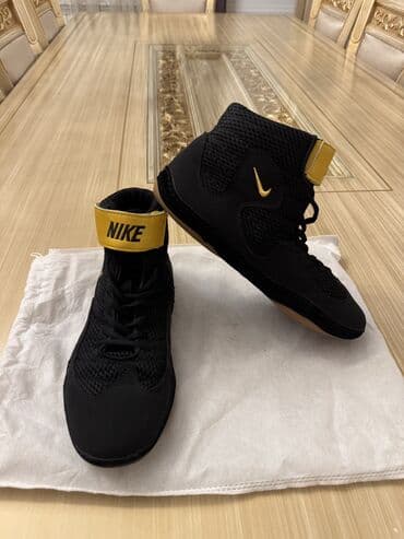 jordan ayakkabı qiymeti: Boks,Güləş üçün ayaqqabı 90 manata alınıb premiumdu Razmer: 41 4,5 — 6