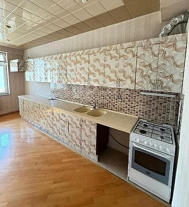 Mətbəx mebeli satılır 400₼. Ölçü dəqiq deyil. Üzəri tökmə