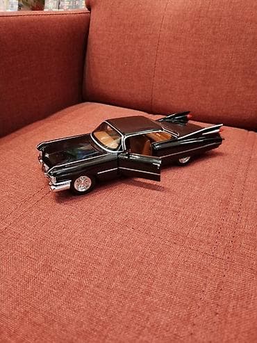 Kolleksiya üçün metal model avtomobil - Qara rəngli, klassik sedan — 3