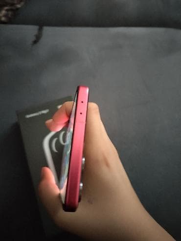 lil solid dual: Samsung Galaxy Z Flip7, 256 GB, rəng - Qırmızı — 7