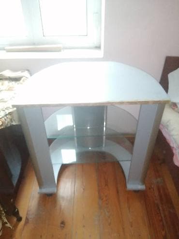 mebel evi: İşlənmiş, Düz TV altlığı, Azərbaycan — 1