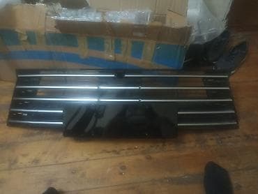 Məhsul: Avtomobil üçün ön radiator barmaqlığı (qril) Təsvir: - Rəng — 3