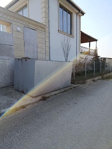 бак для воды в квартиру: Metal su çəni yaxşı vəziyyətdədir, tutumu 6,750. Ünvan Bakı Dubendi — 2