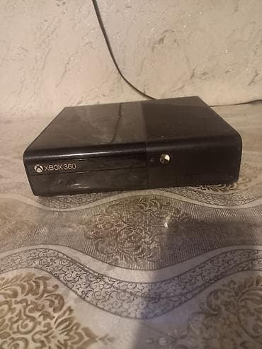 Xbox 360 Slim oyun konsolu Komplekt: - Xbox 360 Slim konsolu (qara — 3