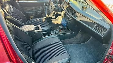 mercedes e: Mercedes-Benz 190 (W201): 2 l | 1989 il Sedan — 10