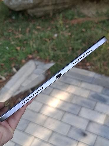 adapt: Honor Pad X9a + Klaviatura-Keys (Səliqəli və Təmiz) ​Planşet təxminən — 10