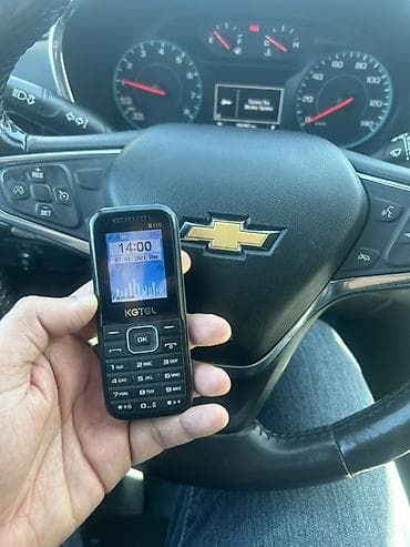 KGtel B110 düyməli mobil telefon Xüsusiyyətlər: - Kompakt korpus