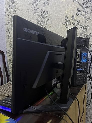 işlənmiş kamputer: Satılır: Oyun/iş sistemi, tam hazır: •CPU: Intel i5‑4460 3.20 GHz •Ana — 7