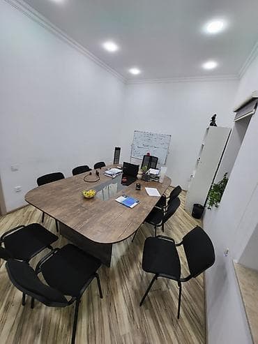 gundelik edu az: Nizami metrosuna yaxın, 50 m məsafədə, 30 m² tam təmirli ofis otağı — 1