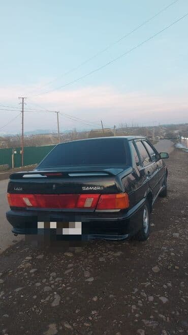 uaz maşınlar: Lada Samara sedan – qara rəngli, 4 qapılı. Əsas xüsusiyyətlər: - Arxa — 3